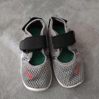 ราคา รองเท้า Nike air rift เด็ก มือสอง ไซส์ 7C 13cm (57455958215)