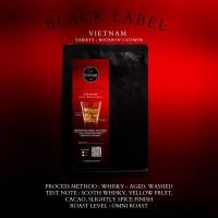 ราคา เมล็ดกาแฟคั่ว Black Label Vietnam Scoth whisky (14079446536)