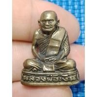 ราคา รูปหล่อหลวงพ่อเงิน บางคลาน ออกวัดตะพานหิน ปี 2525 (42674926373)