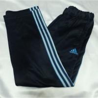 ราคา Adidas มีส่วนลดสำหรับครั้งแรก!! กางเกงวอร์ม กรมเข้ม 3แถบสีไล่กัน สวยมาก [แท้] มือสอง (1485053219)