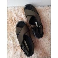 ราคา ส่งต่อ รองเท้าส้นสูง ส้นเตารีด น้อง zara (19526847808)