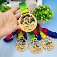 ราคา เหรียญปีนภูเขาเยนตู - เดินป่าตามลม - ขอนาม (50956623784)