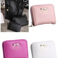 ราคา กระเป๋าเซ็ต 3 ใบสีดำ + กระเป๋าสตางค์ 3 ใบ สีตามรูปภาพ ของใหม่มือ 1 ทั้งหมดค่ะ (1690529133)