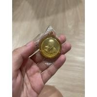 ราคา เหรียญเฉลิมพระเกียรติ72พรรษา รัชกาลที่9 พ.ศ.2542 เนื้อชุบทองพ่นทราย (56355196104)