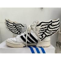 ราคา Size 11.5 - Adidas x Jeremy Scott Pixel Wings 2.0 White Black G95769 MINT RARE (29874773276)