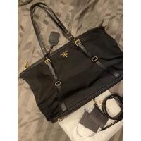 ราคา Prada Nylon Shopping bag ของแท้ (8562494568)