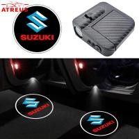 ราคา 1/2 ชิ้น Suzuki คาร์บอนไฟเบอร์ โคมไฟติดประตูรถยนต์ LED HD ไร้สาย โคมไฟโปรเจคเตอร์ LED ติดรถยนต์ สำหรับ Suzuki Jimny Swift Ertiga Celerio XI7 Ciaz (29929854618)