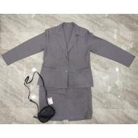 ราคา ชุดสูท​สีเทา​ ​เสื้อสูท+กระโปรง​ ​มือ2 (12727722319)