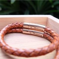 ราคา ข้อมือหนังแท้ สลักชื่อฟรี (962074290)