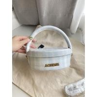 ราคา Used Jacquemus box bag (11148637493)