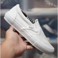 ราคา VANS Slip On (PRO) White 9.5us (40172447302)