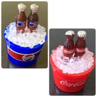 ราคา ขวดโค้กแช่น้ำแข็งในถังจิ๋ว ขวดโค้กจิ๋ว ขวดเป๊ปซี่จิ๋ว ขวดเป๊ปซี่แช่น้ำแข็งในถังจิ๋ว ของจิ๋ว ของเล่นตุ๊กตา (7536113595)