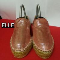 ราคา ⛔ELLE​⛔​ มือสอง สลิป​ออน​สวย (6134128851)
