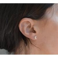 ราคา Minimal Style ต่างหูรูปพระจันทร์ สไตล์ มินิมอล ต่างหูเงินจิ๋ว ต่างหูเงินแท้ 925 ต่างหูไม่แพ้ (7433011737)