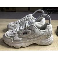 ราคา Fila รุ่นใหม่ ไม่มีตำหนิ มีร่องรอยการใช้งาน (9857933994)