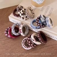 ราคา โบว์ติดผมแบบคริสต์มาส สำหรับเด็กผู้หญิง ยืดหยุ่นสูง เหมาะกับฤดูหนาว (29392898953)