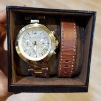 ราคา นาฬิกา Michael Kors MK2261 มือสอง (1006073077)