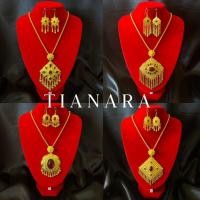 ราคา สร้อยคอประดับเพชรพลอยชุดไทยพร้อมต่างหูสีทอง(ต่างหูเจาะ) เครื่องประดับชุดไทย (41327660391)
