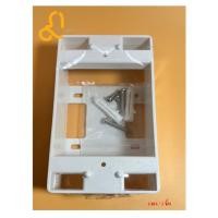 ราคา บล็อคลอยพลาสติกขนาด 2*4" สีขาว พร้อมพุกและสกรู กล่องลอยพลาสติก บล็อคลอยขอบเหลี่ยม (53100040812)