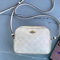 ราคา กระเป๋า Coach คาเมร่า ทรงกล่องสีขาว แท้! กระเป๋ามือสองสภาพดี (26158953741)
