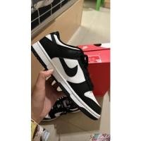 ราคา Nike dunk low Panda มือสอง (23106671770)
