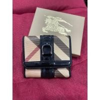 ราคา พร้อมส่ง**กระเป๋าสตางค์ใบสั้น Burberry แท้มือสอง (16398529655)