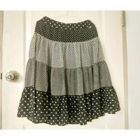 ราคา กระโปรง ผ้าชีฟอง สีดำ ลายจุดสีขาว ยี่ห้อ AIIZ Career (19484411874)