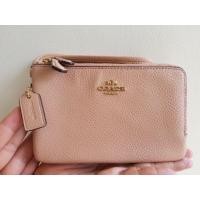 ราคา Coach คล้องมือ 2 ซิป ไซส์ S แท้ 100% ## สินค้ามือ 1 (1195806417)