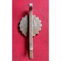 ราคา แหนบพัดแฉกหน้าหนุ่ม หลวงพ่อมุ่ย วัดดอนไร่ จ.สุพรรณบุรี (8066272479)