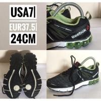 ราคา Reebok รองเท้ามือสอง (280959619)