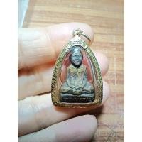 ราคา หลวงพ่อกวย รูปหล่อ รุ่นแรก กรอบทองคำ (10969726083)