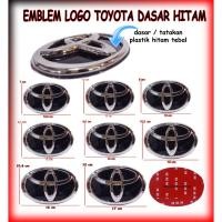 ราคา สัญลักษณ์โลโก้รถโตโยต้าสีเงินพร้อมฐานสีดําขนาดต่างๆ (55604808881)
