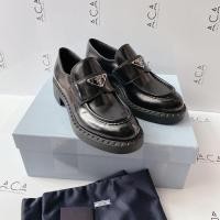ราคา Prada chocolate loafer black (20548946568)