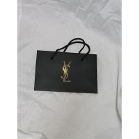 ราคา ถุงกระดาษ YSLแท้ ไซส์เล็ก ของใช้เองงับ (8633150581)