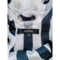 ราคา เสื้อลายขาวดำ เปิดไหล่ Jaspal (17024281291)