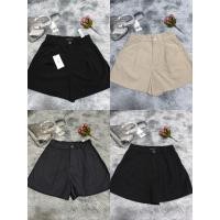 ราคา กางเกงขาสั้นเอวสูงทรงเอ แบรนด์ Stradivarius (26274697905)