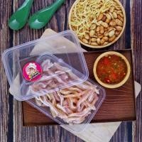 ราคา ยำแหนมหูหมูครัวคุณพริ้ง ยำแหนมหนังหมูพร้อมทาน+น้ำยำรสแซ่บ+ขิงซอย+ถั่วอด อร่อย สะอาด สินค้าโฮมเมด ไม่ใส่สารกันบูด ไม่ใส่ส (40105809089)