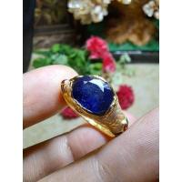 ราคา แหวนงูกินหางไพลินเจียระไนเม็ดใหญ่ประมาณขนาด 2กะรัตกว่า พลอยสวยใจละลาย เนื้อกำมะหยี่ (27914159170)