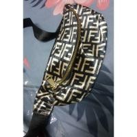 ราคา กระเป๋าคาดอก ลายfendi (1899678355)