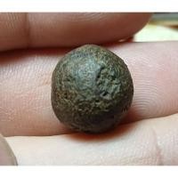 ราคา เครื่องรางเนื้อผง พุทธคุณ ปั้นเป็นลูกอมเก่า เนื้อผงเก่ามากครับ (49053054756)