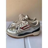 ราคา รองเท้า ผ้าใบ BALLY ขนาด 35 .5 (29780501569)