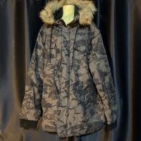 ราคา เสื้อกันหนาวมือสองGeorge (22408393849)