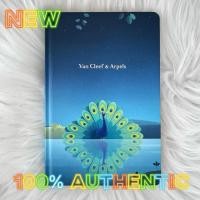 ราคา Van Cleef & Arpels สมุดโน้ตลายนกยูงขอบกระดาษทอง (29617438370)