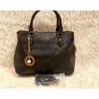 ราคา กระเป๋าหนัง มือสอง แบรนด์ SONOVI สภาพสวย มีช่องใส่ของช่องใหญ่ 3 ช่อง ภายในสะอาด (28333569438)