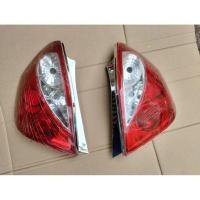 ราคา ไฟท้ายแต่ง Honda jazz GD ปี2003-2007 ทรงUROหน้าแดง (24396959521)
