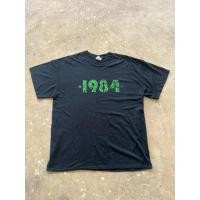 ราคา เสื้อยืดมือสอง Gildan dryblend 1984 (27762526720)