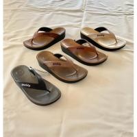 ราคา Ass 65 รองเท้าแฟชั่นพื้นPU By GOODDY รุ่นหูหนีบสายหนังปักโลโก้GOODDY พร้อมส่ง (27472709497)