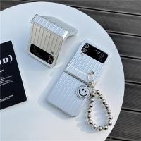 ราคา เคสโทรศัพท์สำหรับ Samsung Galaxy Z Flip 3 และ 4 เคสโทรศัพท์ฝาพับสีเงินพร้อมสายคล้องมือ {พร้อมส่ง&ส่งด่วน} (22523753418)