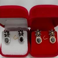 ราคา ต่างหูแฟชั่นผู้หญิงแบบสวยงามพลอยสีนิลดำล้อมเพชรczต่างหูขนาด1*2.4cmชุบทองไมครอนและทองคำขาวราคาย่อมเยา (58101478413)