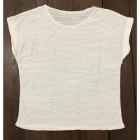 ราคา เสื้อยืดคอกุ๊น แขนเลย สีขาวนวล ลายผ้าจับลายในตัว ผ้าบาง ผ้านุ่มพริ้ว ใส่สบาย (20691594738)